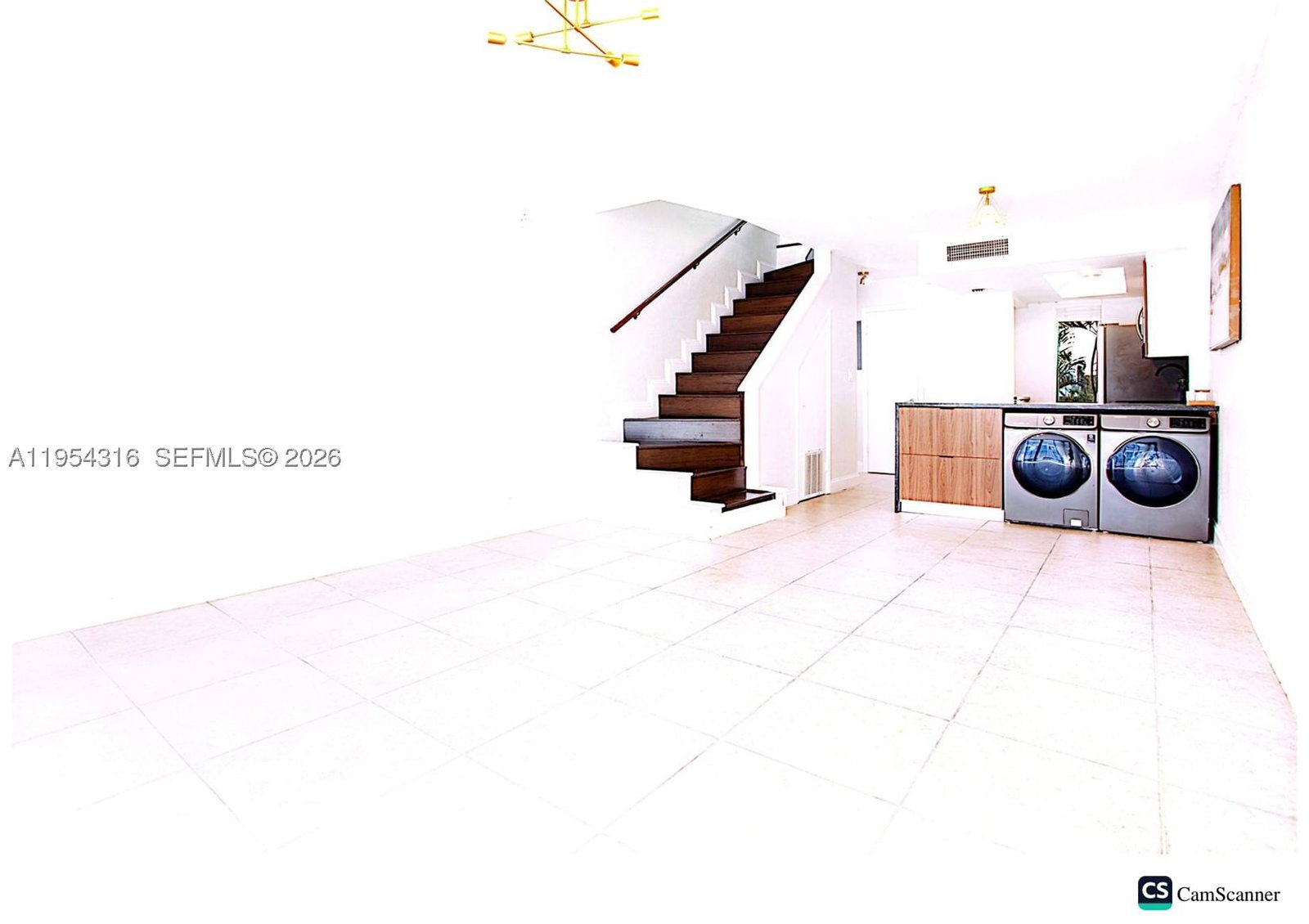 Real estate property located at 1531 15th St #5, Broward, Quarterdeck Condo, Fort Lauderdale, FL
