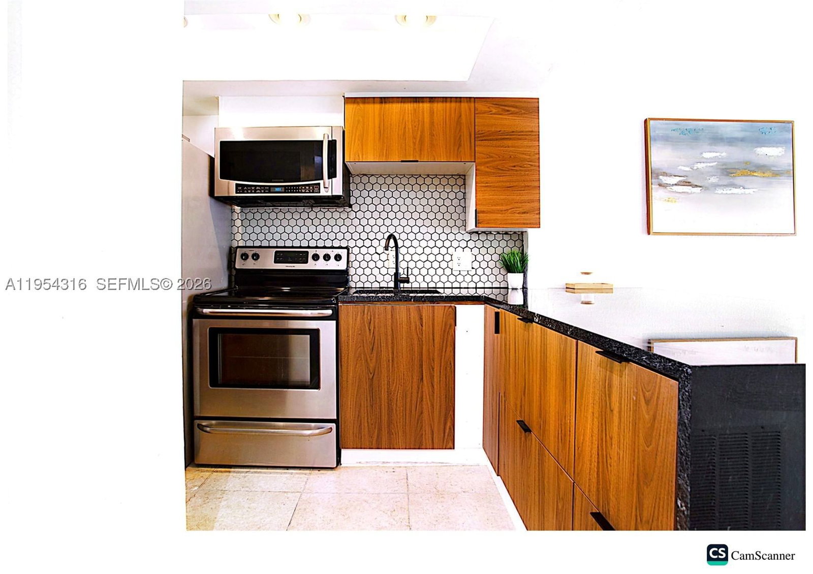 Real estate property located at 1531 15th St #5, Broward, Quarterdeck Condo, Fort Lauderdale, FL