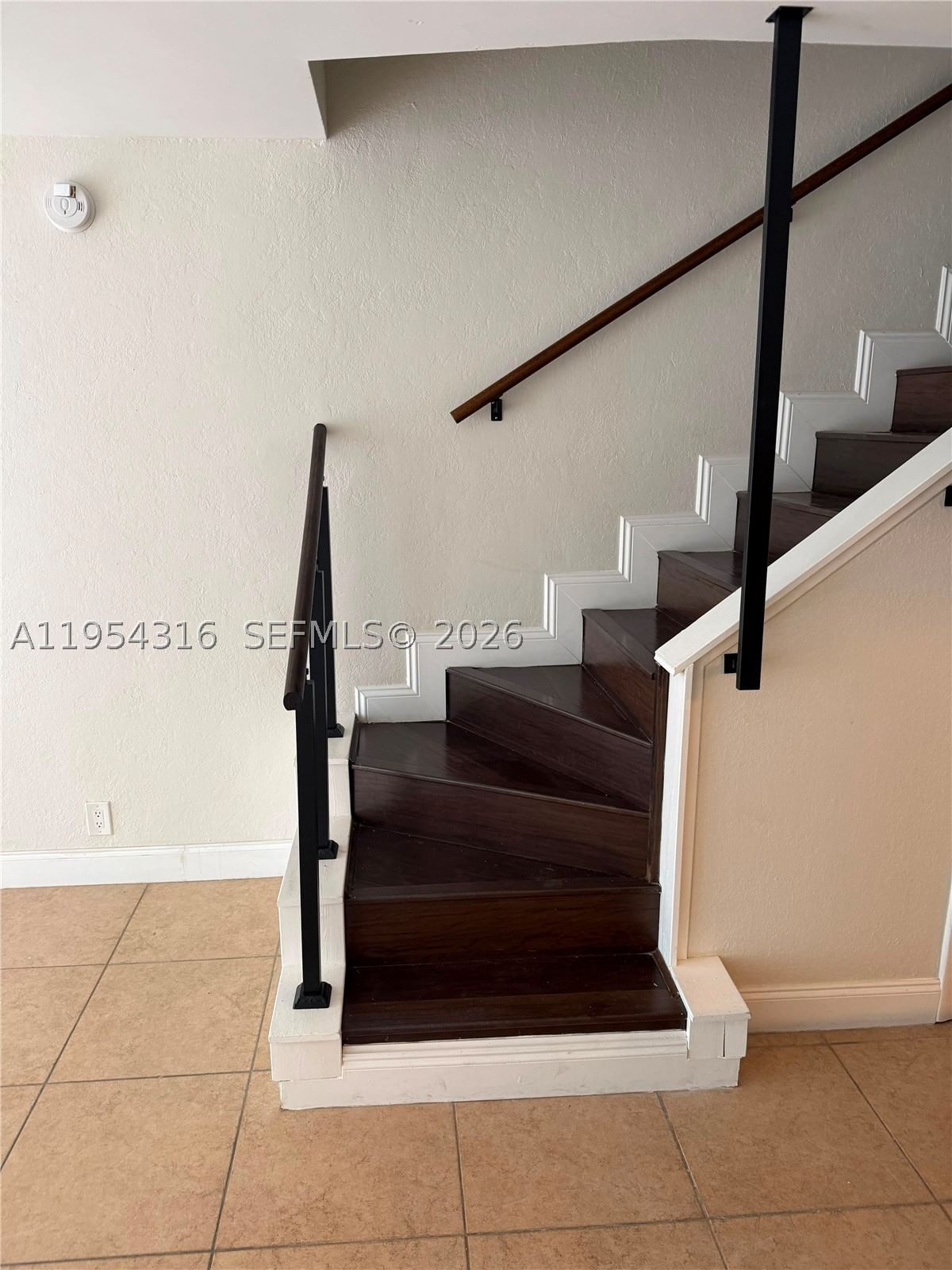 Real estate property located at 1531 15th St #5, Broward, Quarterdeck Condo, Fort Lauderdale, FL