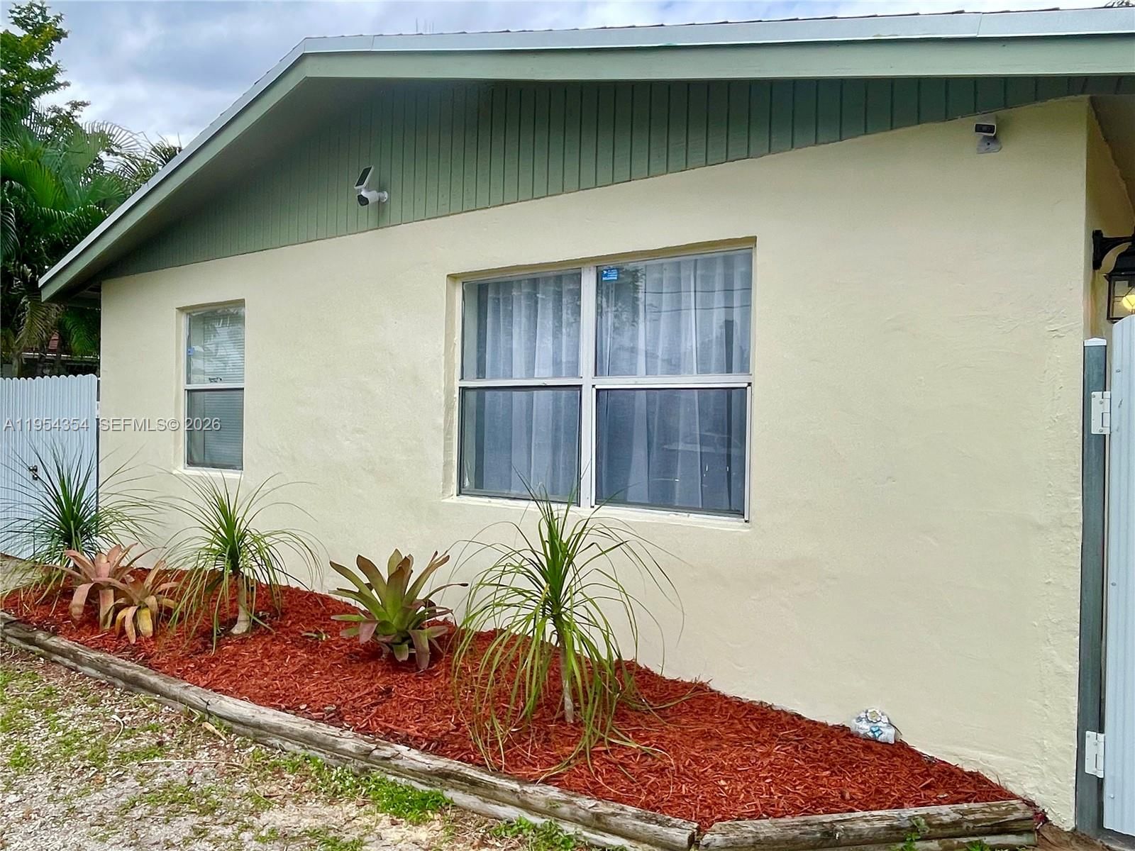 Real estate property located at 2433 20th St, Broward, North West Lauderdale, Fort Lauderdale, FL