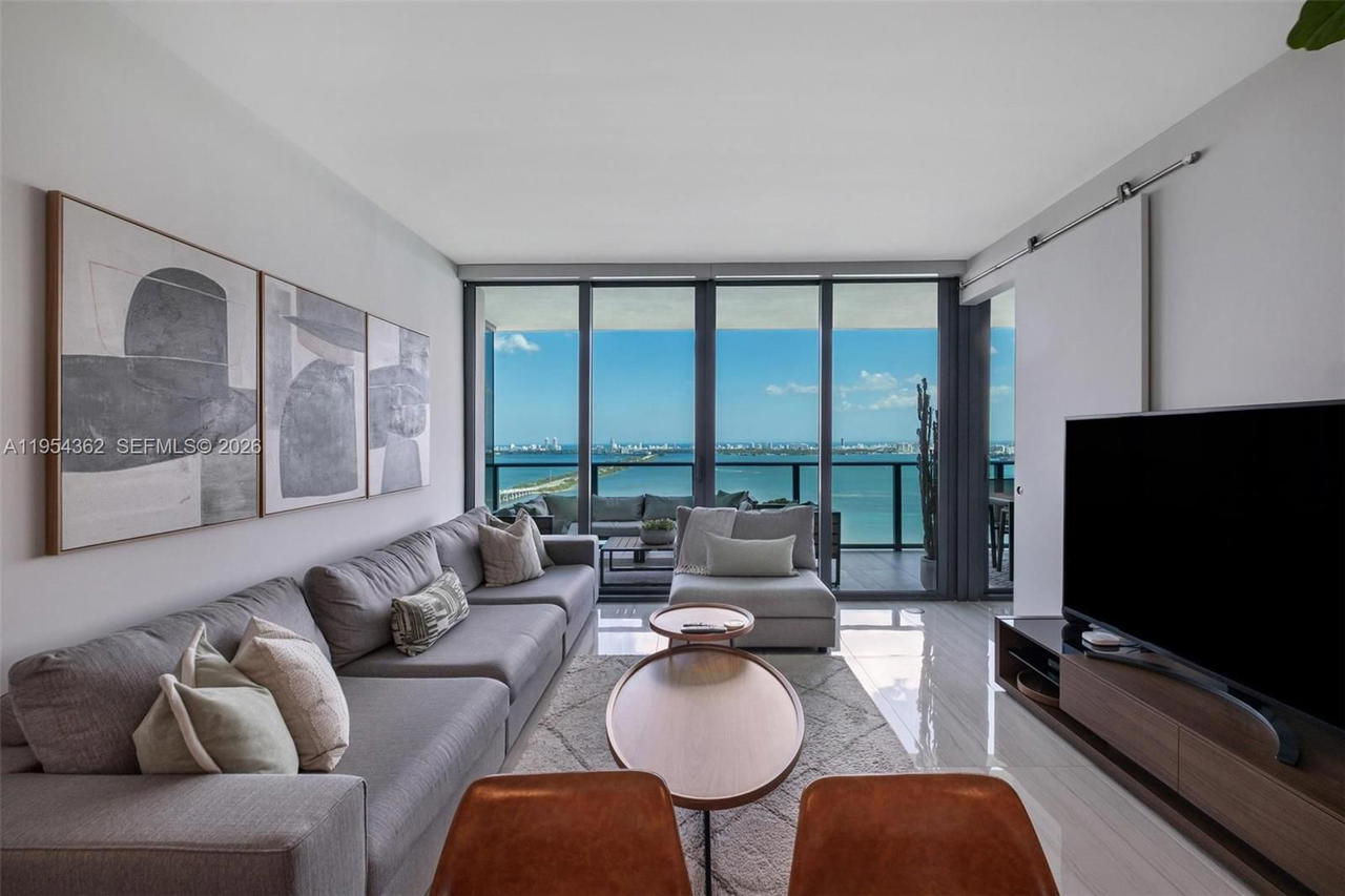 Real estate property located at 3131 7th Ave #3605, Miami-dade, One Paraiso Condo, Miami, FL