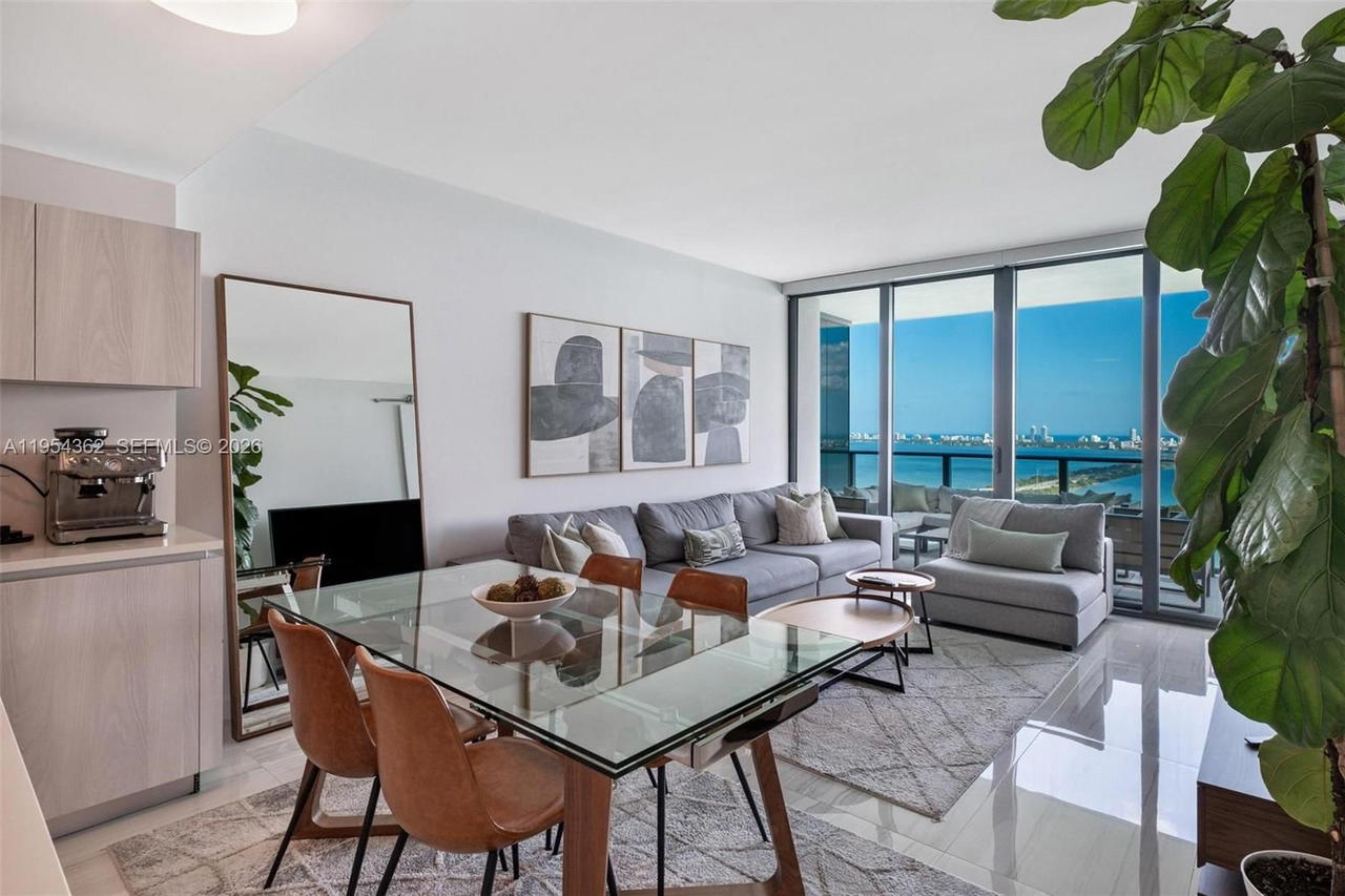 Real estate property located at 3131 7th Ave #3605, Miami-dade, One Paraiso Condo, Miami, FL