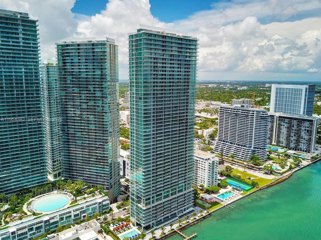 Real estate property located at 3131 7th Ave #3605, Miami-dade, One Paraiso Condo, Miami, FL