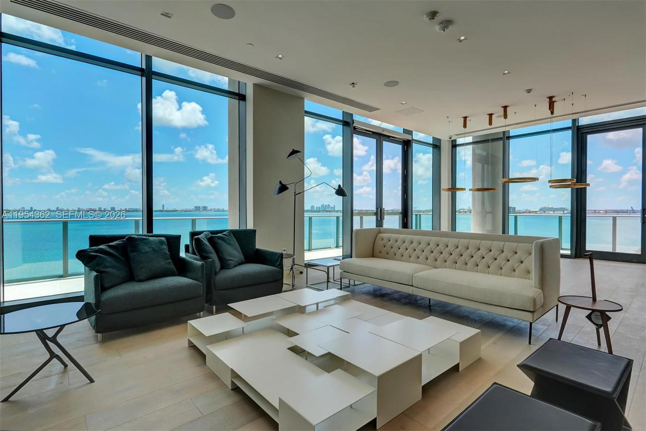Real estate property located at 3131 7th Ave #3605, Miami-dade, One Paraiso Condo, Miami, FL
