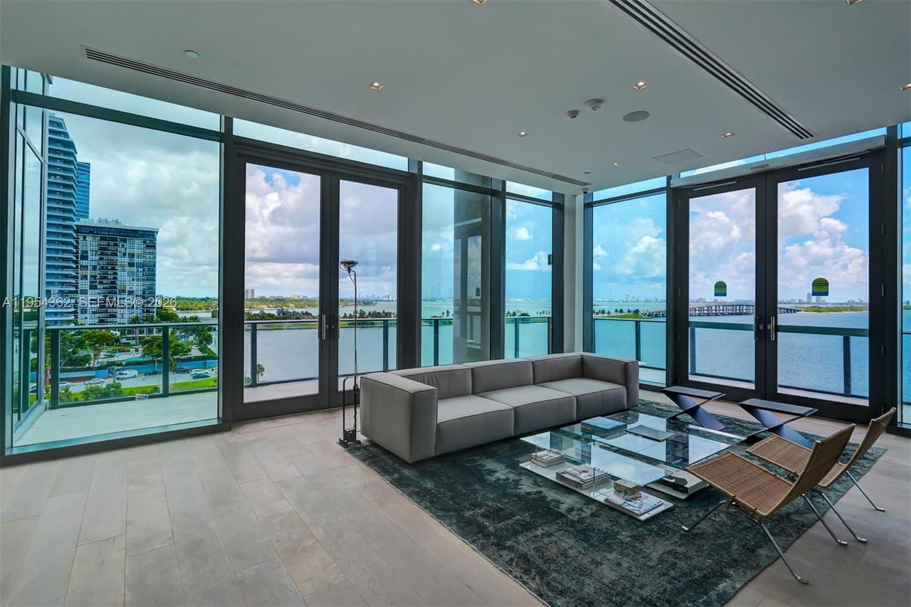 Real estate property located at 3131 7th Ave #3605, Miami-dade, One Paraiso Condo, Miami, FL