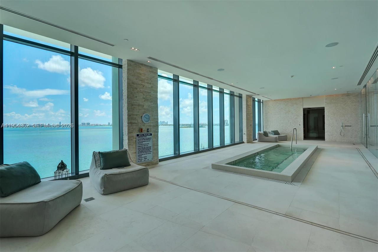 Real estate property located at 3131 7th Ave #3605, Miami-dade, One Paraiso Condo, Miami, FL