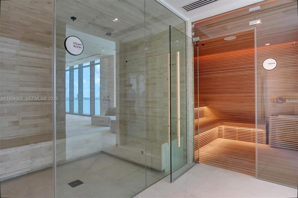 Real estate property located at 3131 7th Ave #3605, Miami-dade, One Paraiso Condo, Miami, FL