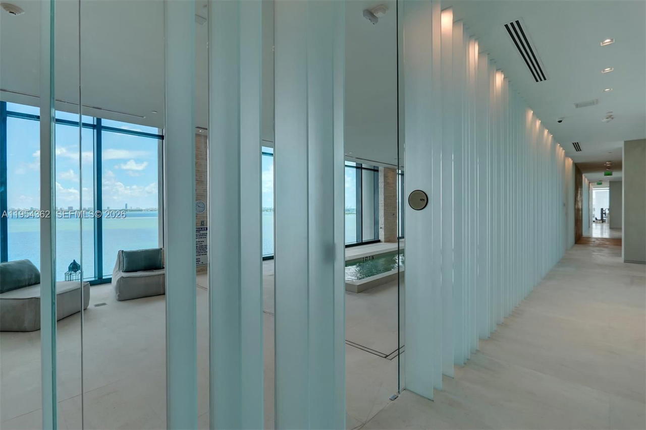 Real estate property located at 3131 7th Ave #3605, Miami-dade, One Paraiso Condo, Miami, FL