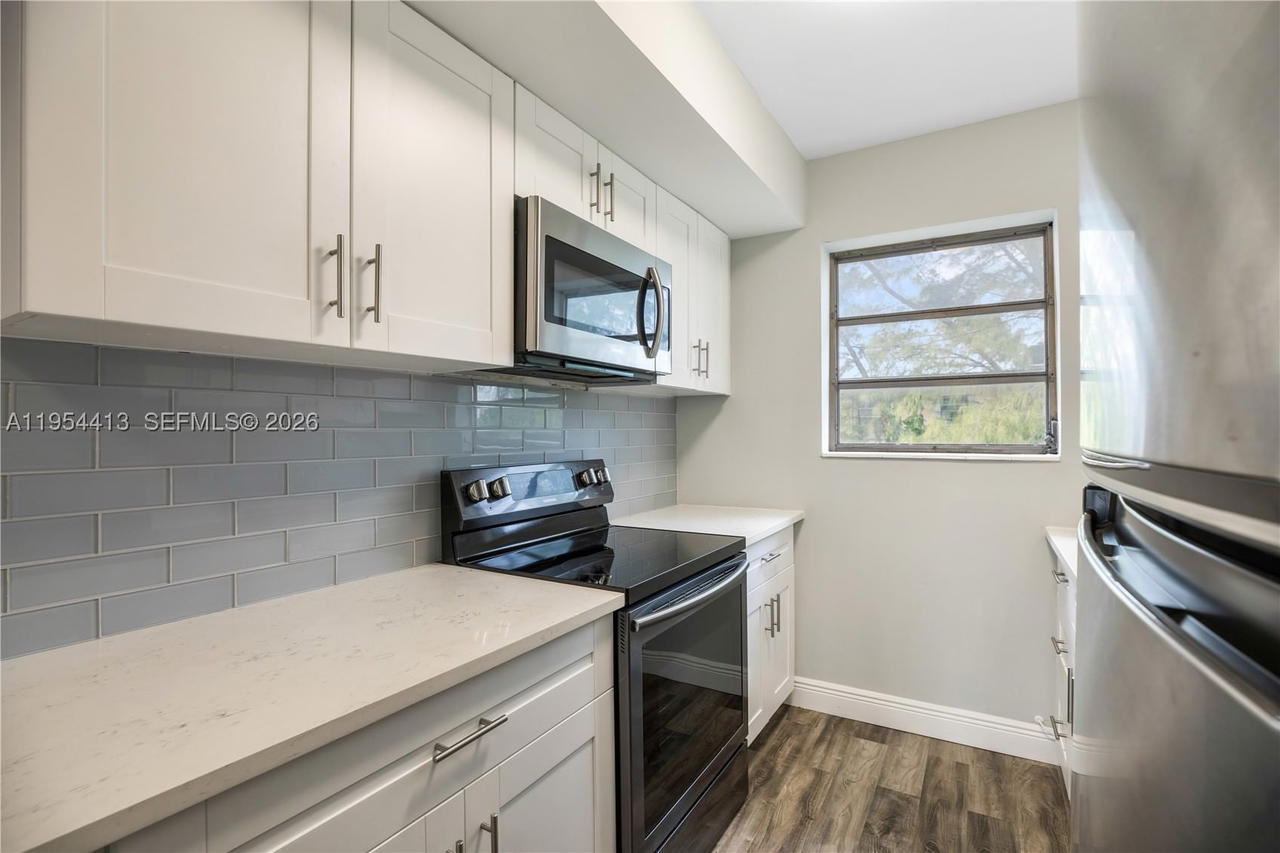 Real estate property located at 7725 Carlyle Ave #10, Miami-dade, Rose Condo, Miami Beach, FL