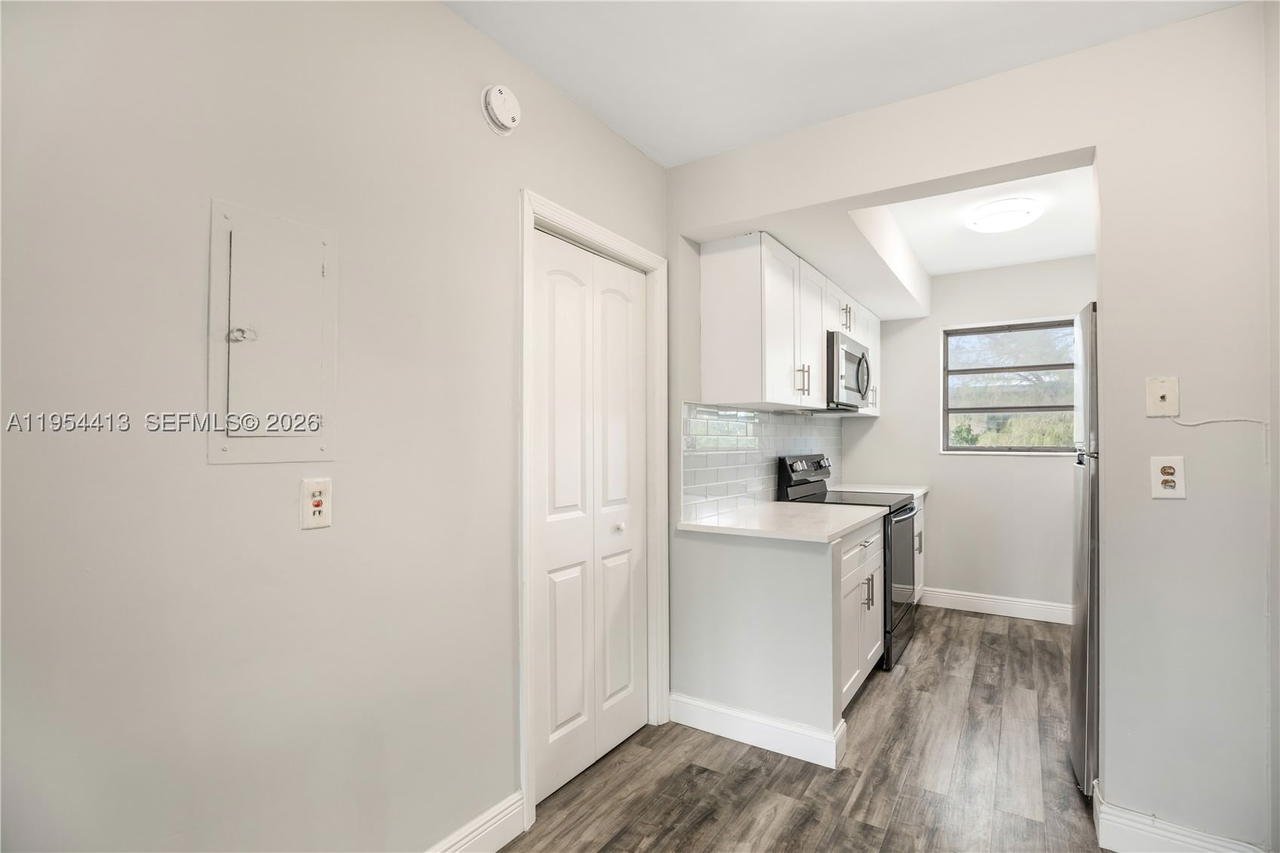 Real estate property located at 7725 Carlyle Ave #10, Miami-dade, Rose Condo, Miami Beach, FL
