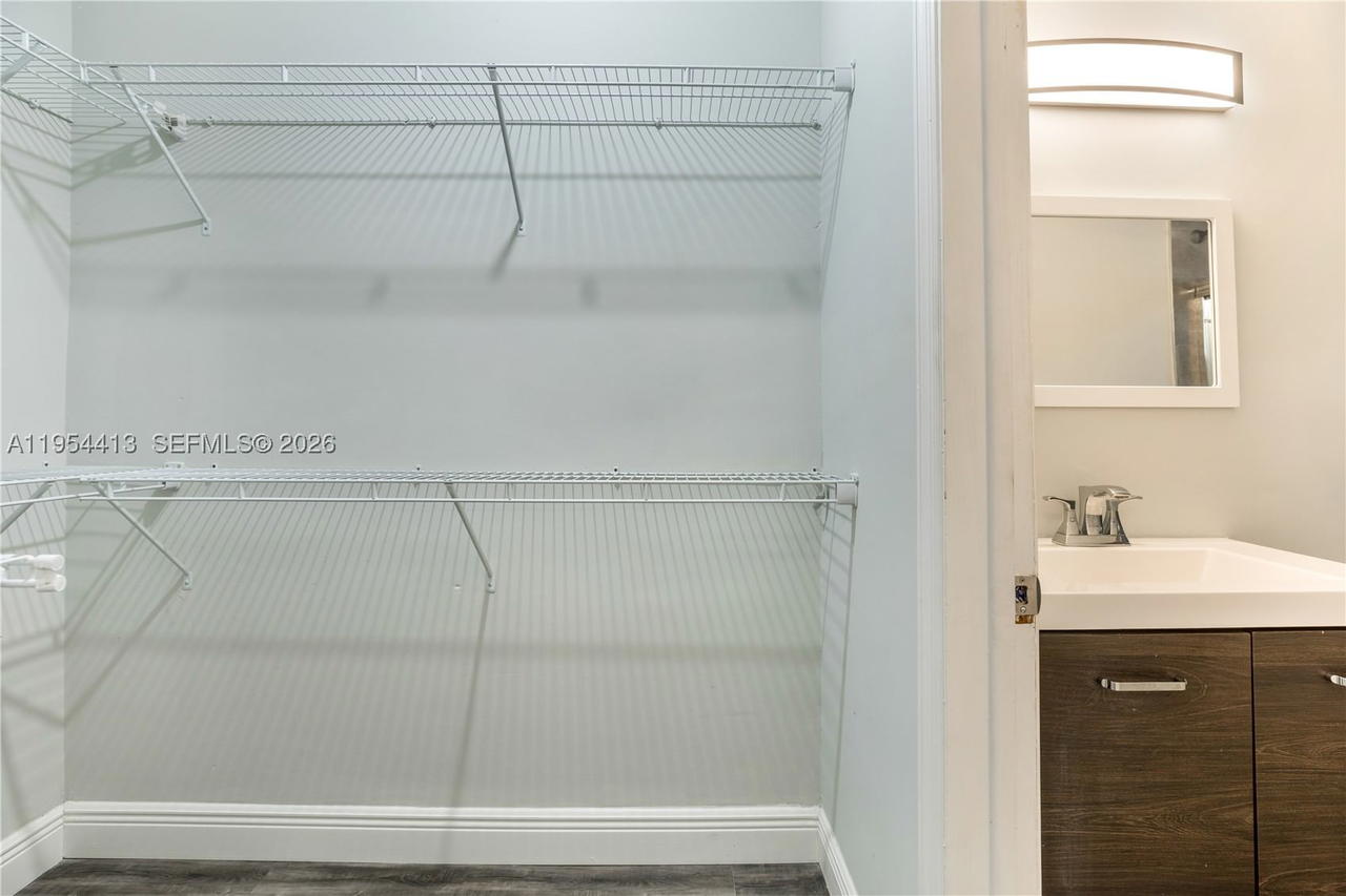 Real estate property located at 7725 Carlyle Ave #10, Miami-dade, Rose Condo, Miami Beach, FL