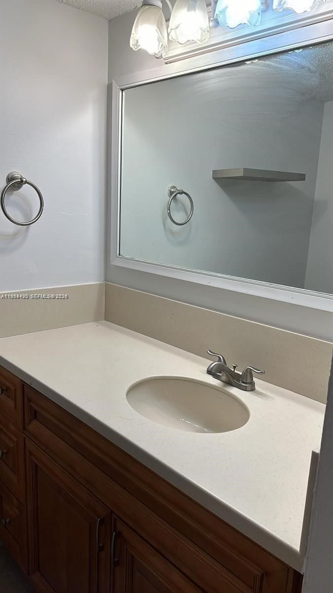 Real estate property located at 4848 24th Ct #210, Broward, Town Square Condo, Lauderdale Lakes, FL