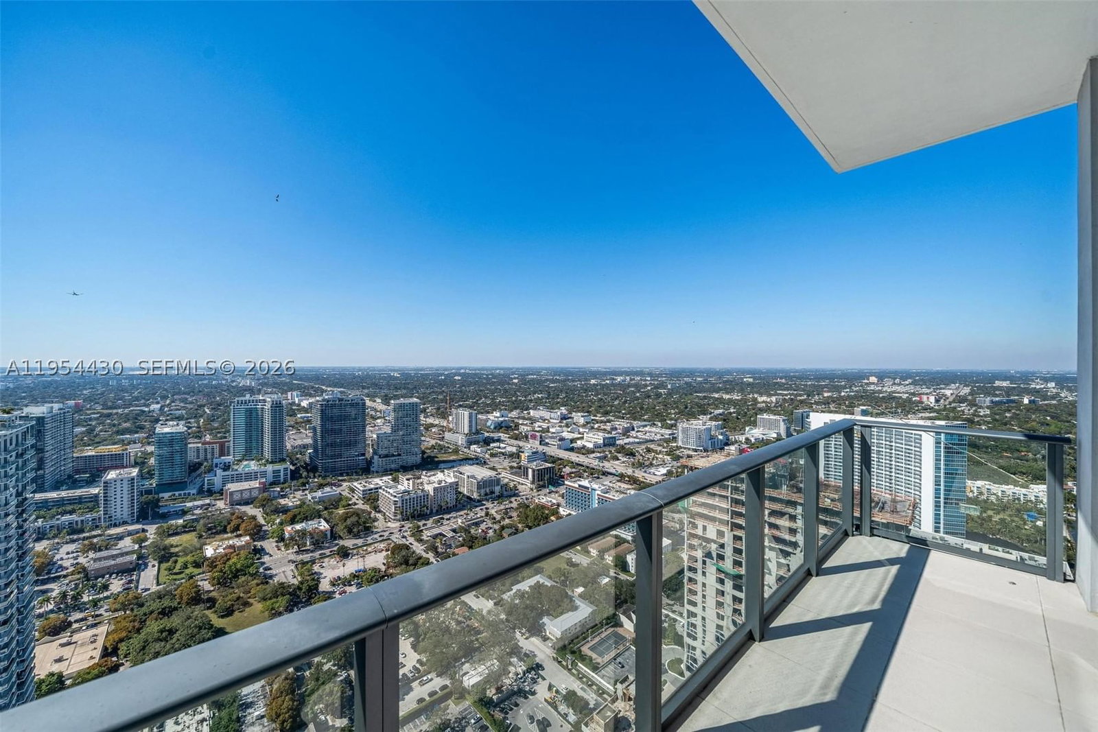Real estate property located at 3131 7th Ave UPH5303, Miami-dade, One Paraiso Condo, Miami, FL