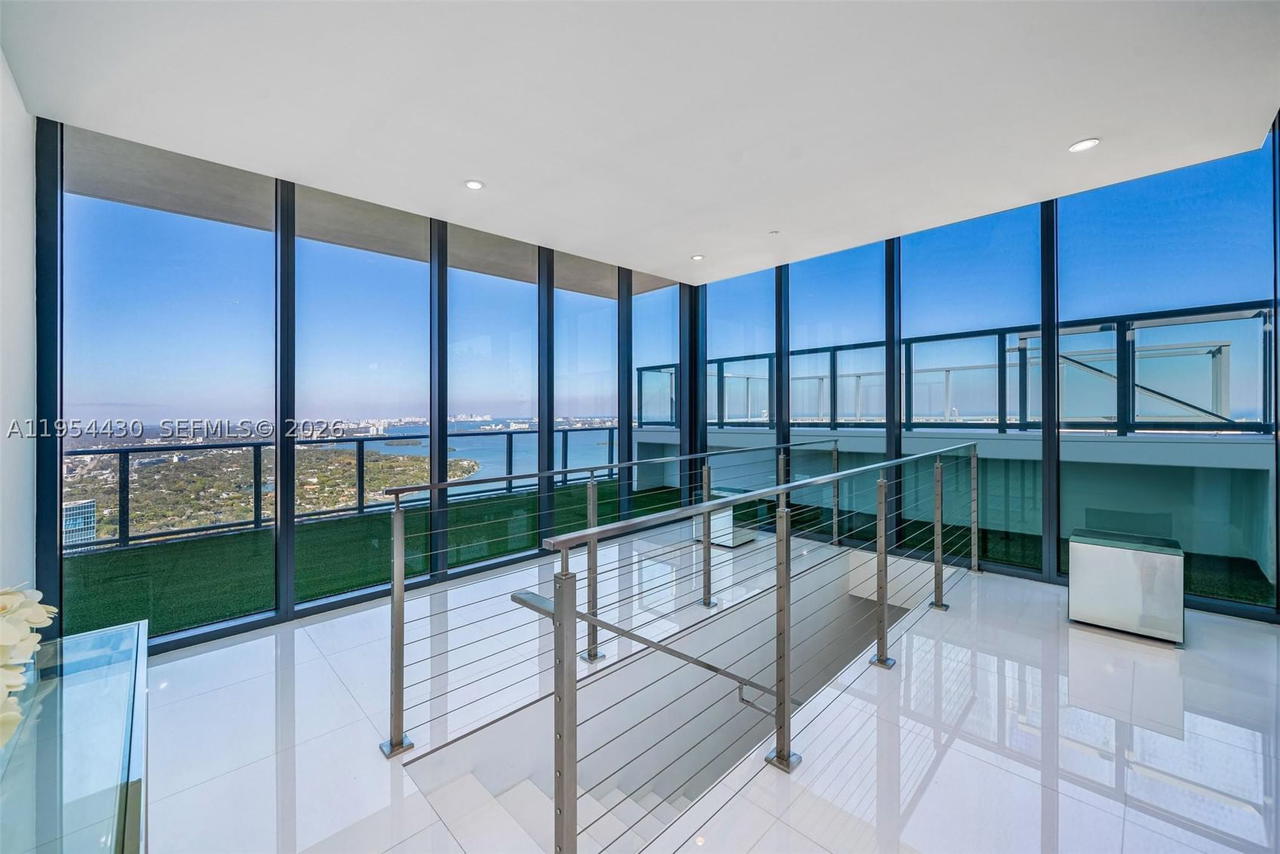 Real estate property located at 3131 7th Ave UPH5303, Miami-dade, One Paraiso Condo, Miami, FL