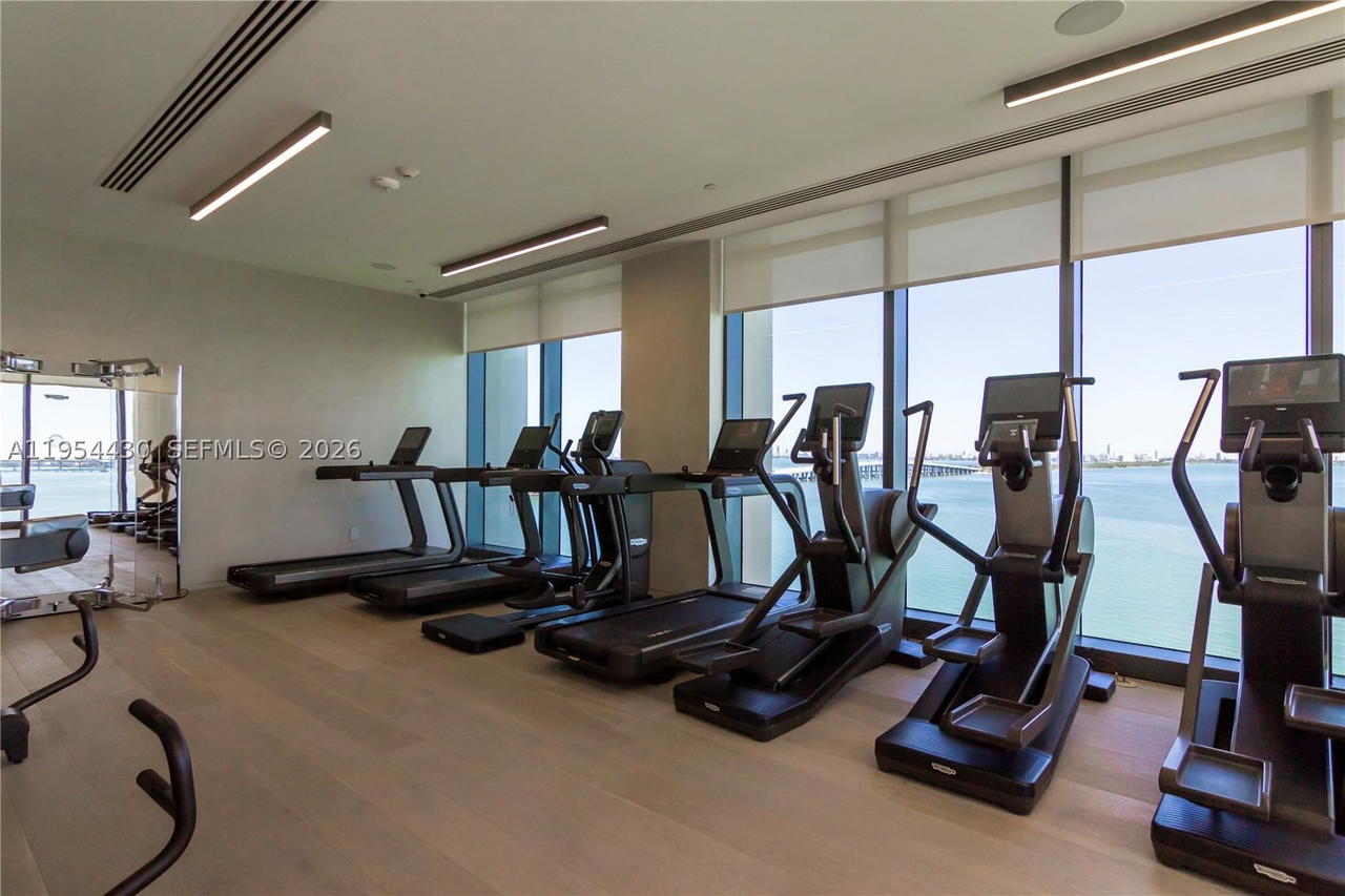 Real estate property located at 3131 7th Ave UPH5303, Miami-dade, One Paraiso Condo, Miami, FL