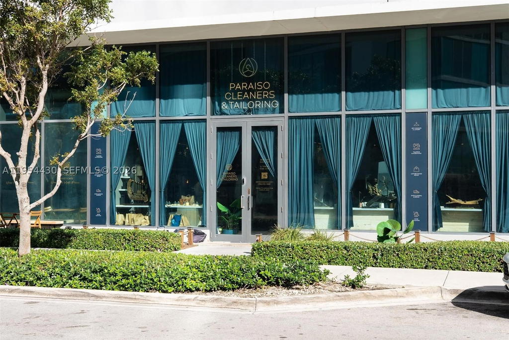 Real estate property located at 3131 7th Ave UPH5303, Miami-dade, One Paraiso Condo, Miami, FL