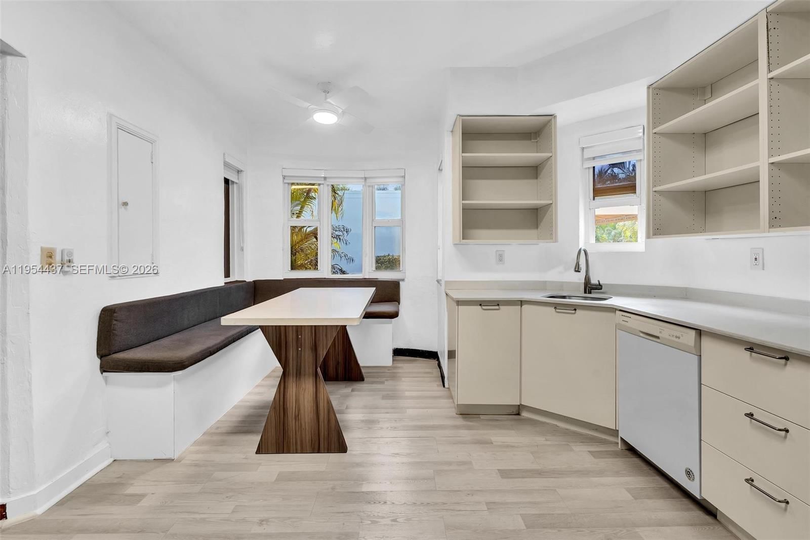 Real estate property located at 1524 Biarritz Dr, Miami-dade, Isle Of Normandy Trouvill, Miami Beach, FL