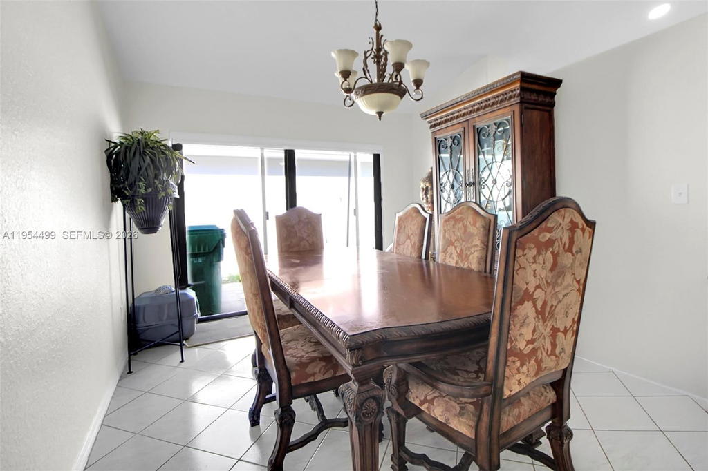 Real estate property located at 15113 91st Ct, Miami-dade, Alameda Northwest, Miami Lakes, FL