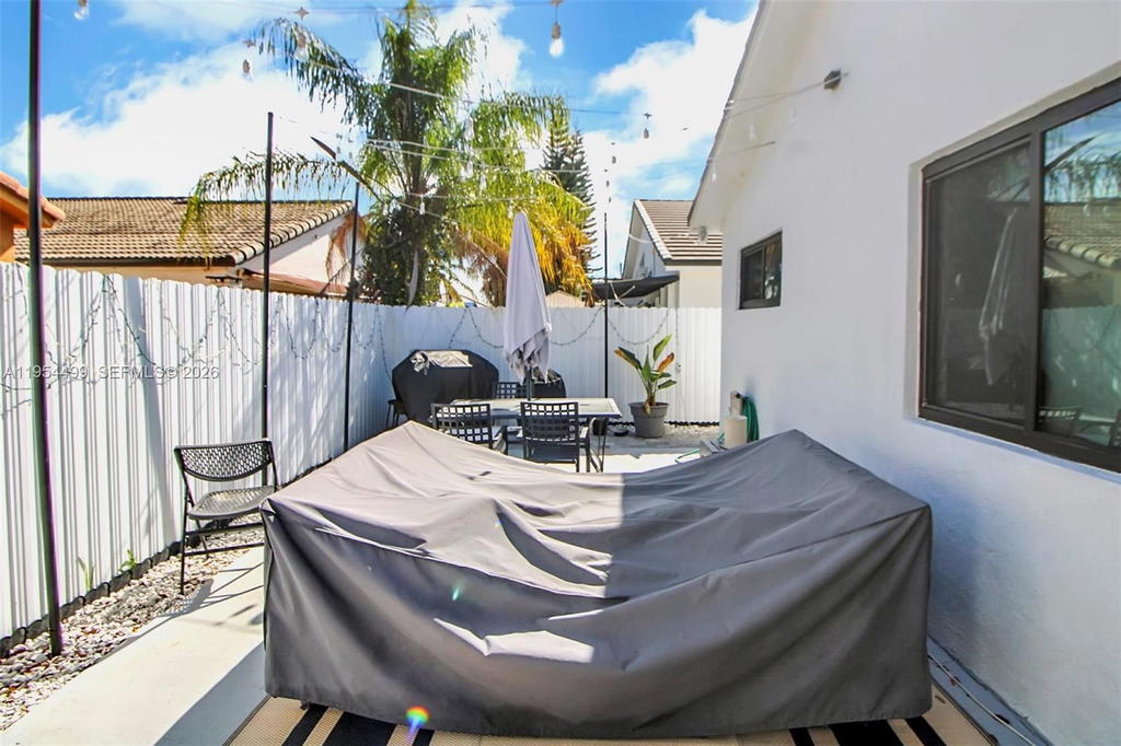 Real estate property located at 15113 91st Ct, Miami-dade, Alameda Northwest, Miami Lakes, FL