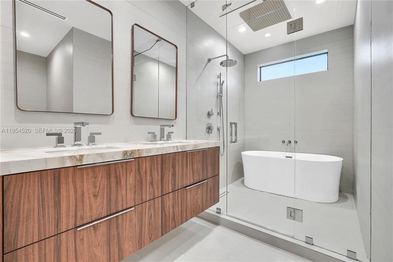 Real estate property located at 229 42nd St, Miami-dade, Columbia Park Corr Pl, Miami, FL