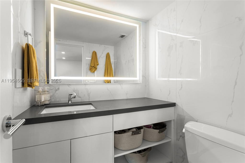 Real estate property located at 2655 Collins Ave PH06/08, Miami-dade, Mirasol Ocean Towers Cond, Miami Beach, FL