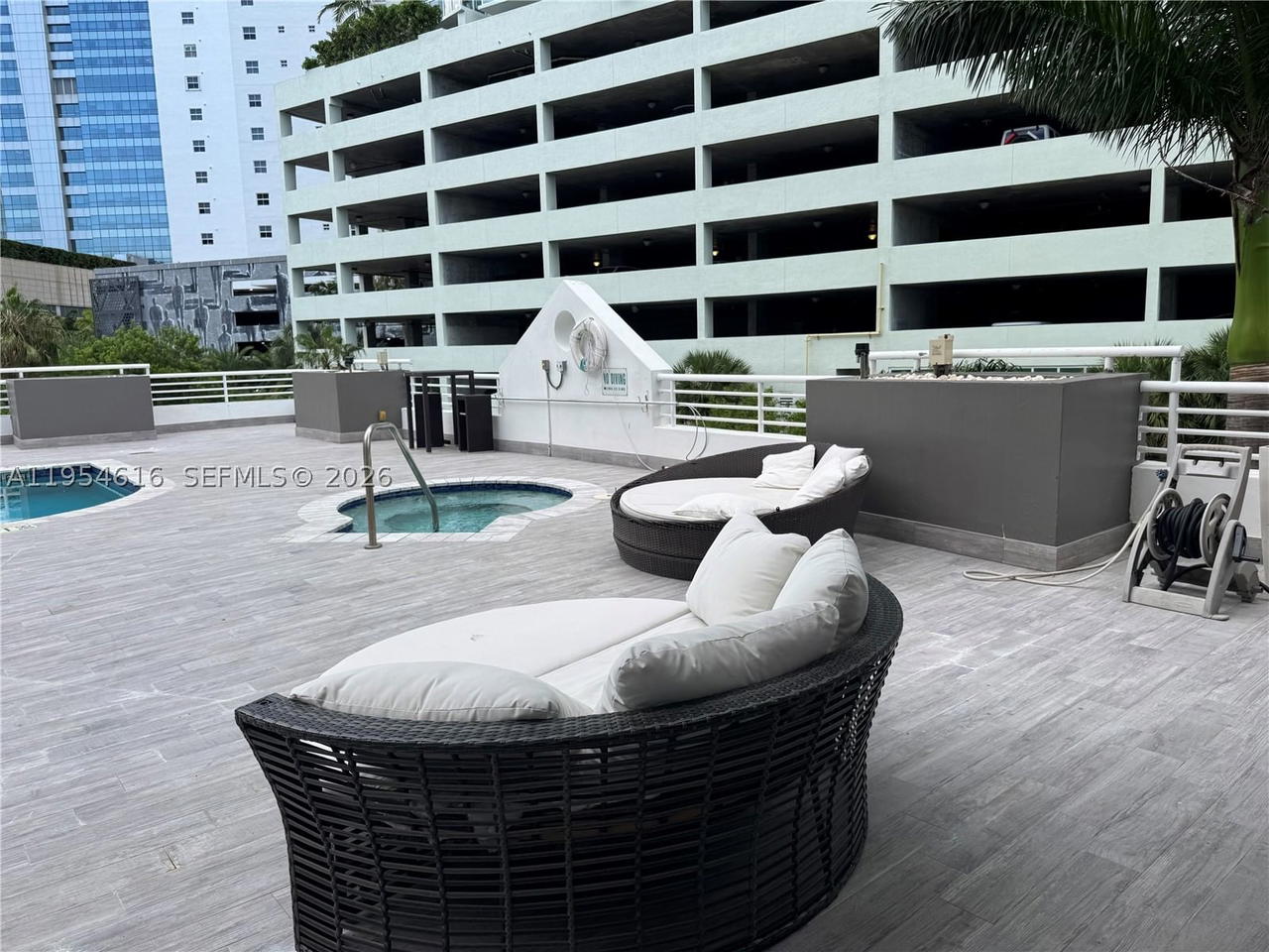 Real estate property located at 1402 Brickell Bay Dr #1103, Miami-dade, Commodore Bay Condo, Miami, FL