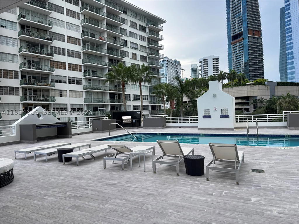 Real estate property located at 1402 Brickell Bay Dr #1103, Miami-dade, Commodore Bay Condo, Miami, FL