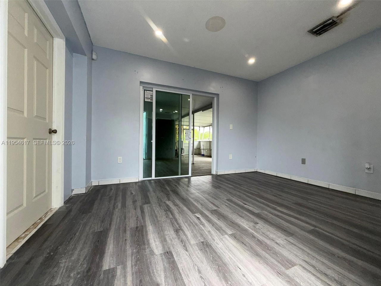 Real estate property located at 9825 54th St, Miami-dade, Tropical Estates 1st Addn, Miami, FL