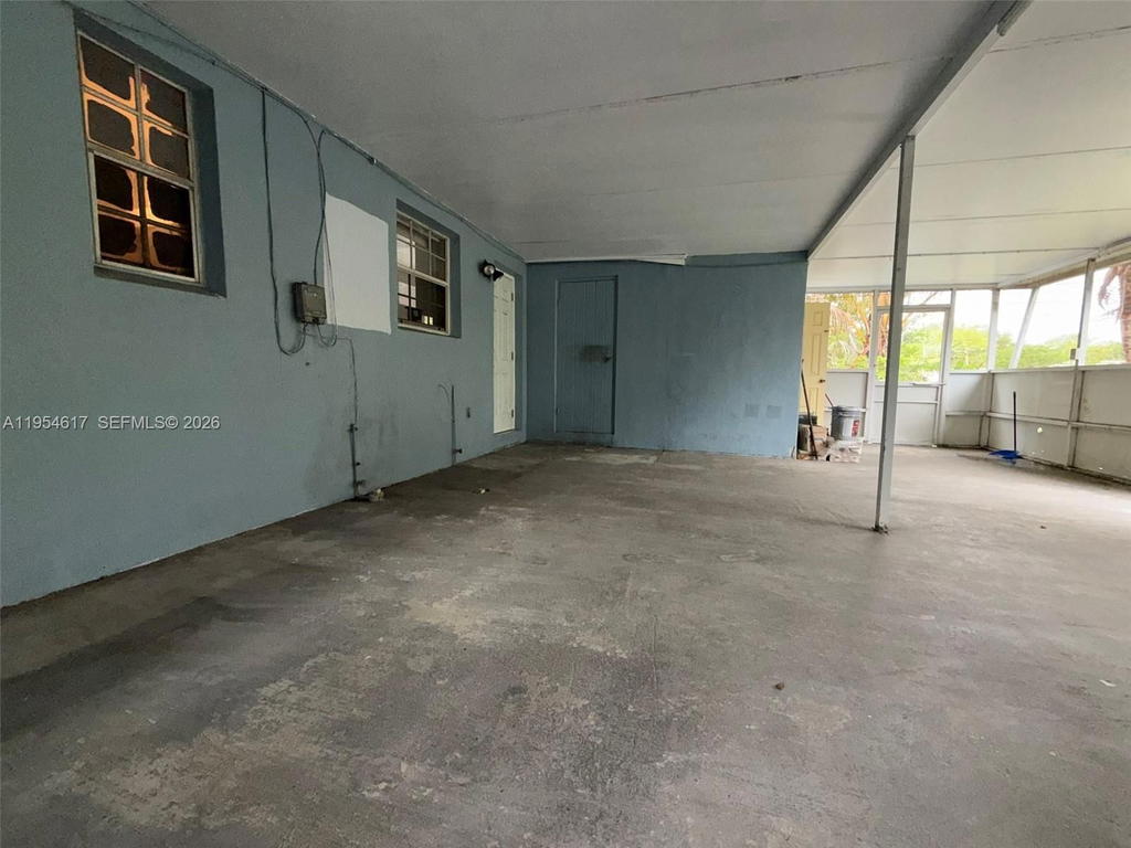 Real estate property located at 9825 54th St, Miami-dade, Tropical Estates 1st Addn, Miami, FL