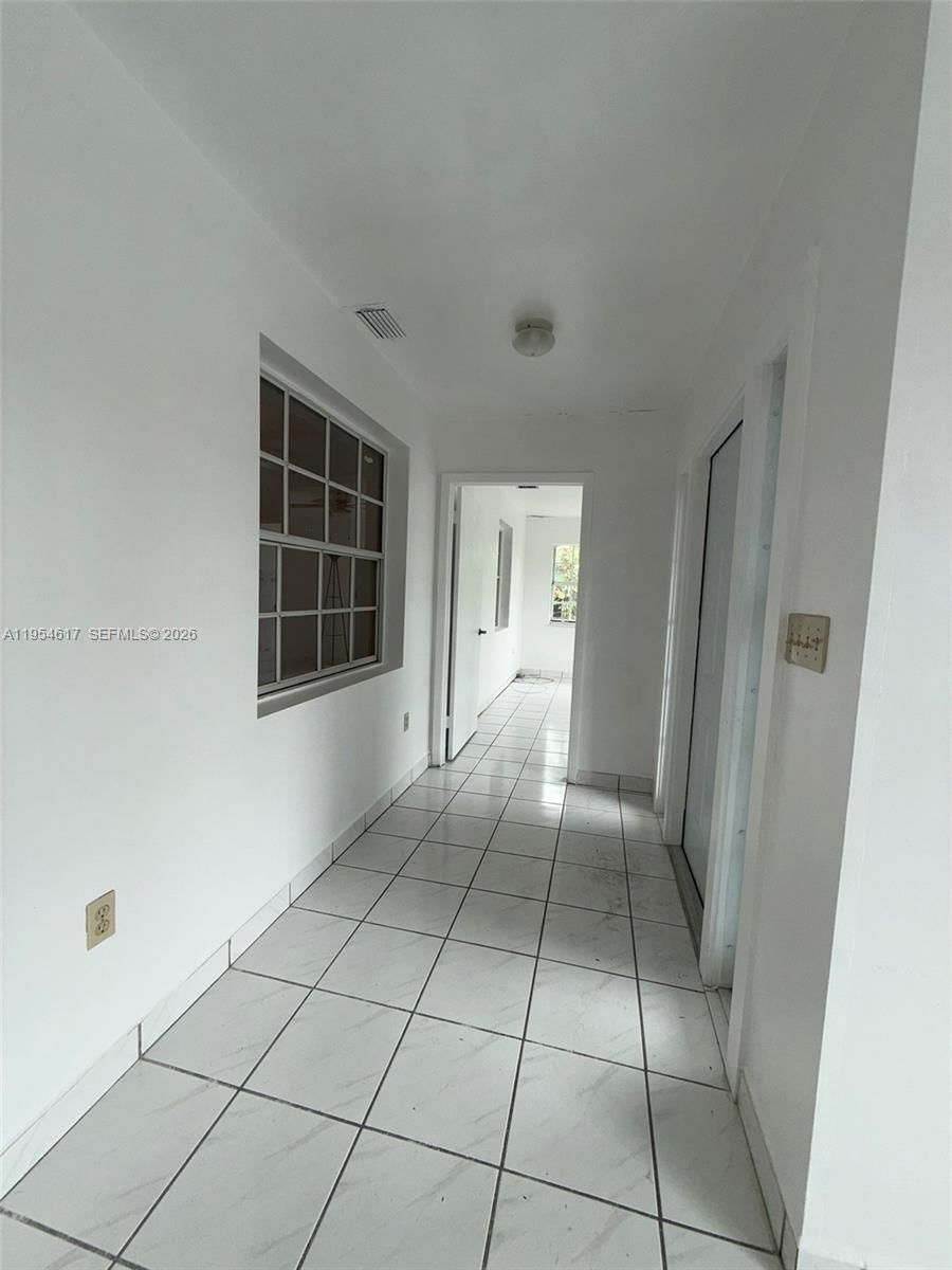 Real estate property located at 9825 54th St, Miami-dade, Tropical Estates 1st Addn, Miami, FL