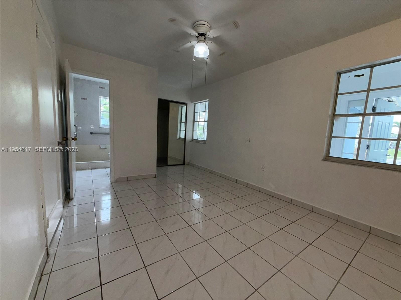 Real estate property located at 9825 54th St, Miami-dade, Tropical Estates 1st Addn, Miami, FL