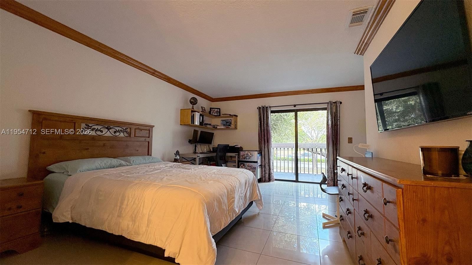 Real estate property located at 11025 132nd Ct #15-4, Miami-dade, Crossings Village Homes C, Miami, FL