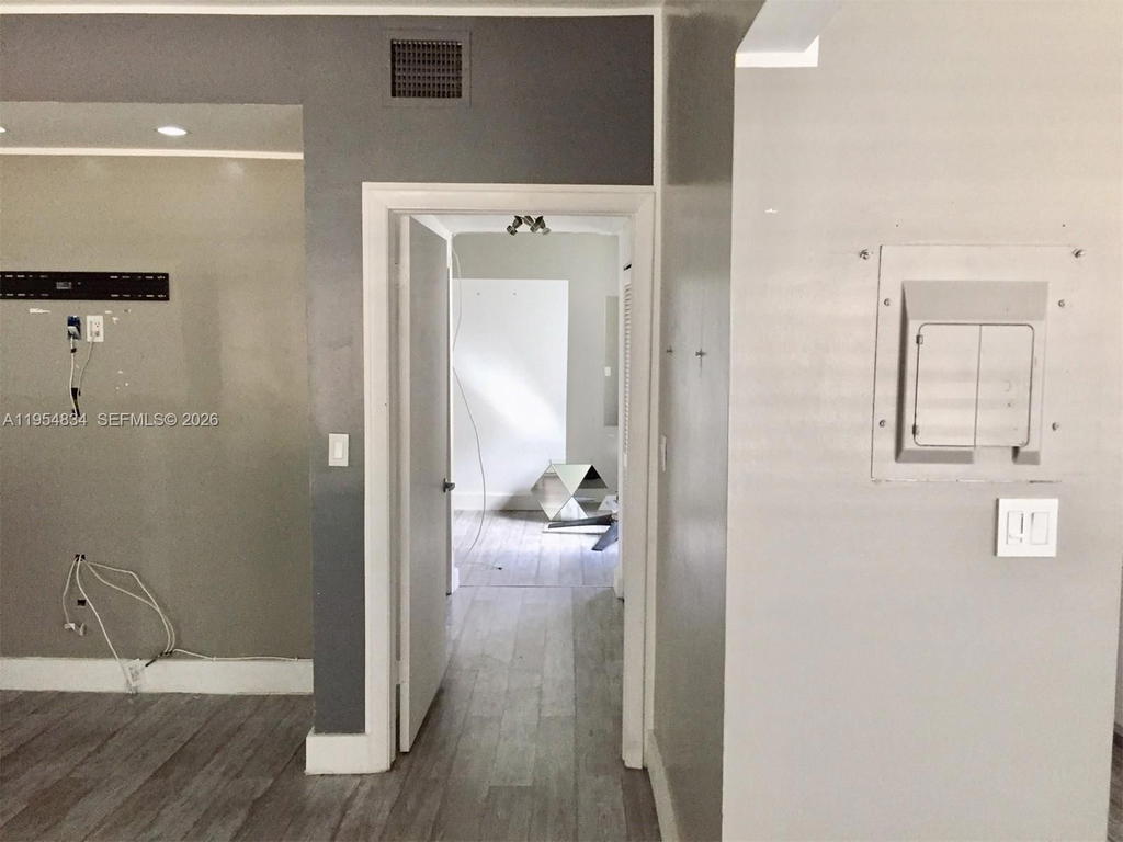 Real estate property located at 610 8th St #103, Miami-dade, Art Deco Condo, Miami Beach, FL