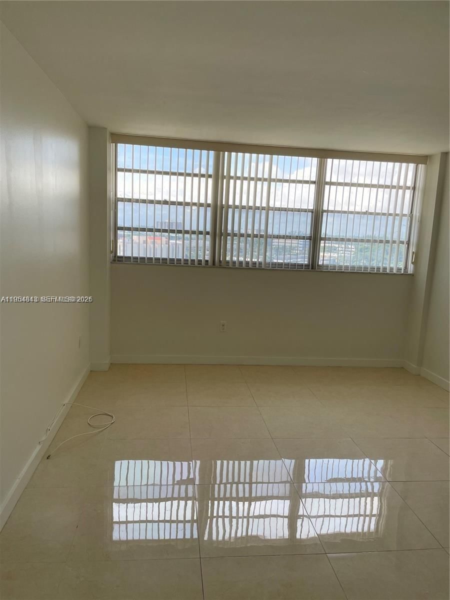 Real estate property located at 13155 Ixora Ct #901, Miami-dade, Keystone Harbor Club Cond, North Miami, FL