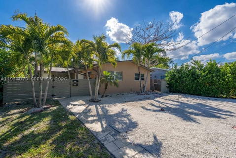 Real estate property located at 2470-2472 182nd Ter, Miami-dade, Ojus Sub, North Miami Beach, FL