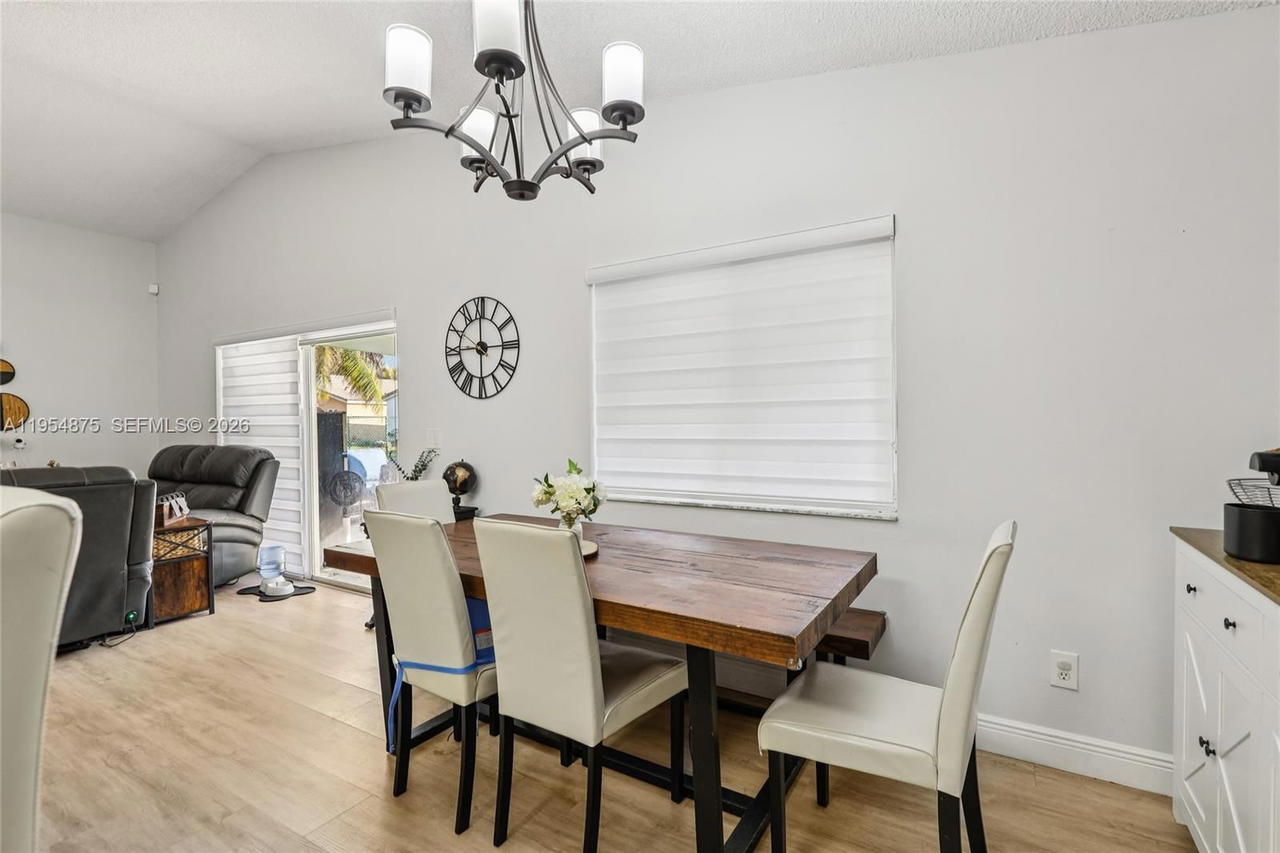 Real estate property located at 10412 23rd Ct, Broward, Centex-replat Of A Portio, Miramar, FL