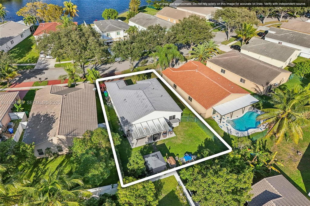 Real estate property located at 10412 23rd Ct, Broward, Centex-replat Of A Portio, Miramar, FL