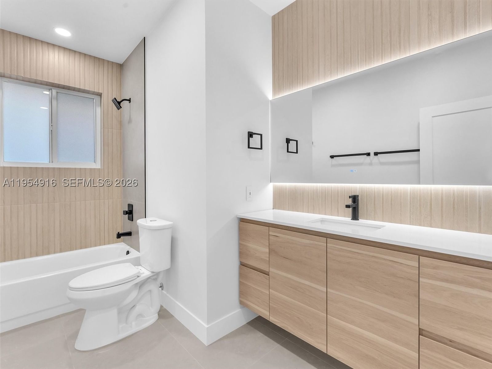 Real estate property located at 2144 61st Ct, Broward, Imperial Point 1 Sec, Fort Lauderdale, FL