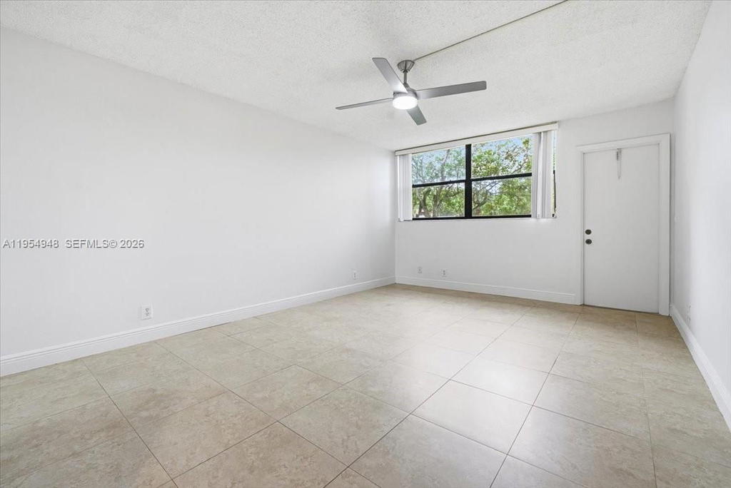 Real estate property located at 491 Racquet Club Rd #107, Broward, Bldg 130 Of Country Club, Weston, FL
