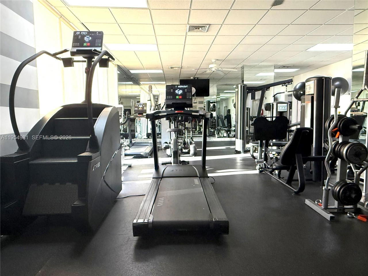 Real estate property located at 2150 Sans Souci Blvd C1004, Miami-dade, Bayview Towers Condo Sout, North Miami, FL
