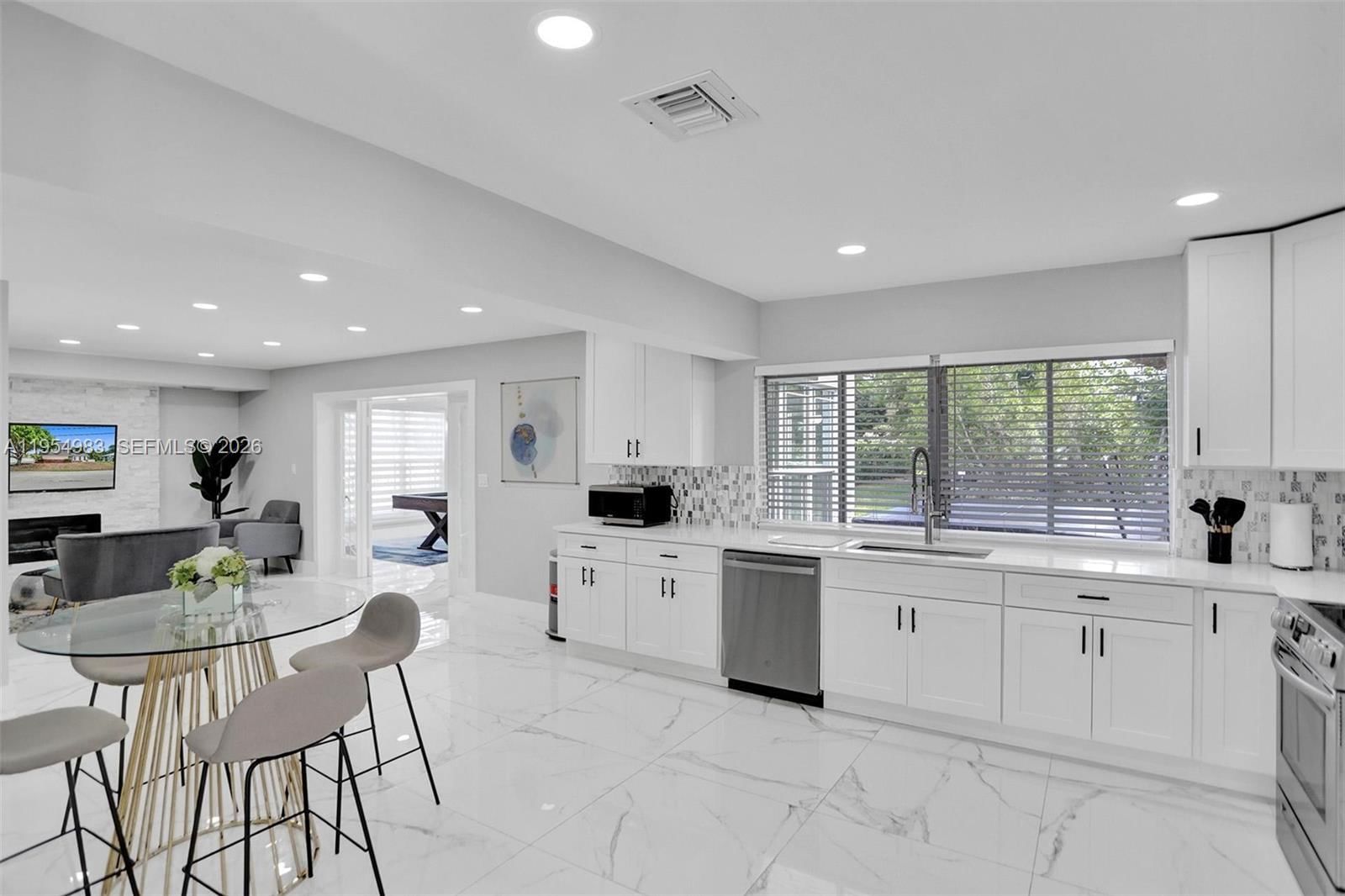 Real estate property located at 6 Little Harbor Way, Broward, Little Harbor On The Hill, Deerfield Beach, FL