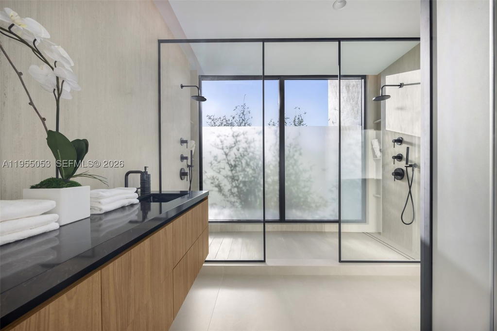 Real estate property located at 30 Samana Dr, Miami-dade, Bay Heights, Coconut Grove, FL