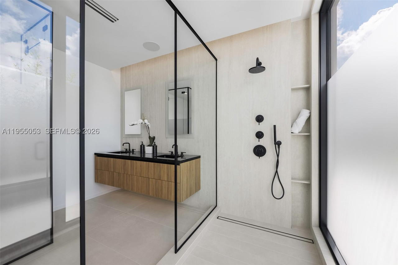 Real estate property located at 30 Samana Dr, Miami-dade, Bay Heights, Coconut Grove, FL