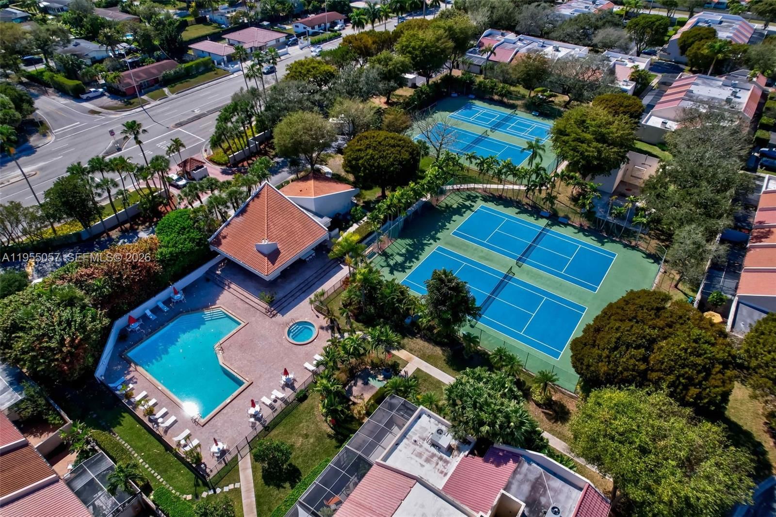 Real estate property located at 8144 86th Ter, Miami-dade, Dadeland Walk, Miami, FL