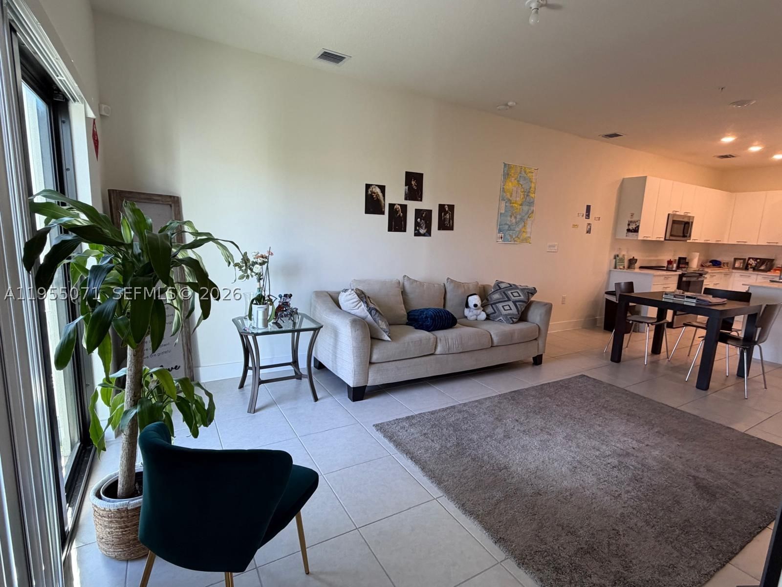 Real estate property located at 8001 41st St F-310, Miami-dade, Canarias East, Doral, FL