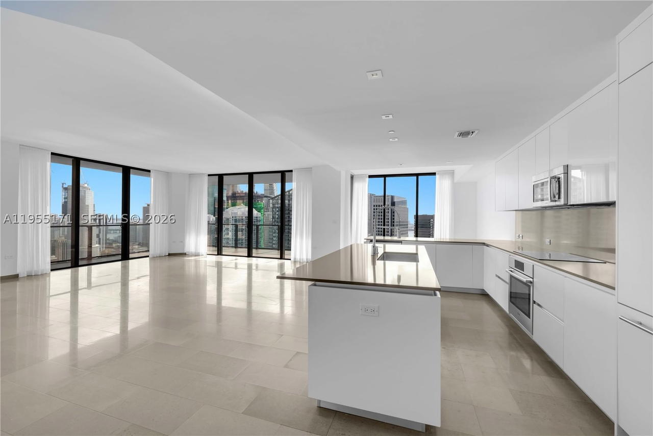 Real estate property located at 88 7th St #3711, Miami-dade, Rise Condo, Miami, FL