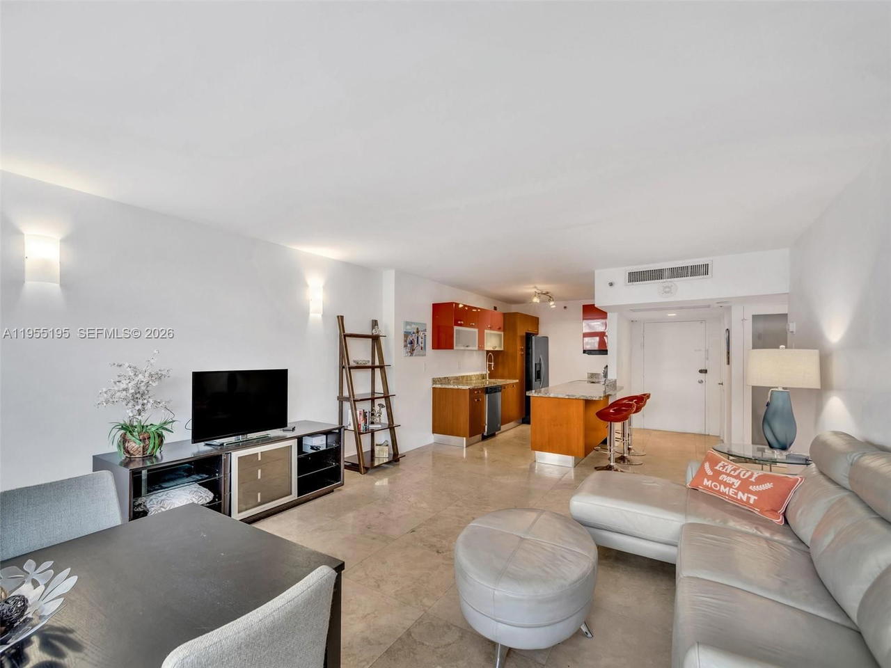 Real estate property located at 100 Lincoln Rd #308, Miami-dade, The Decoplage Condo, Miami Beach, FL