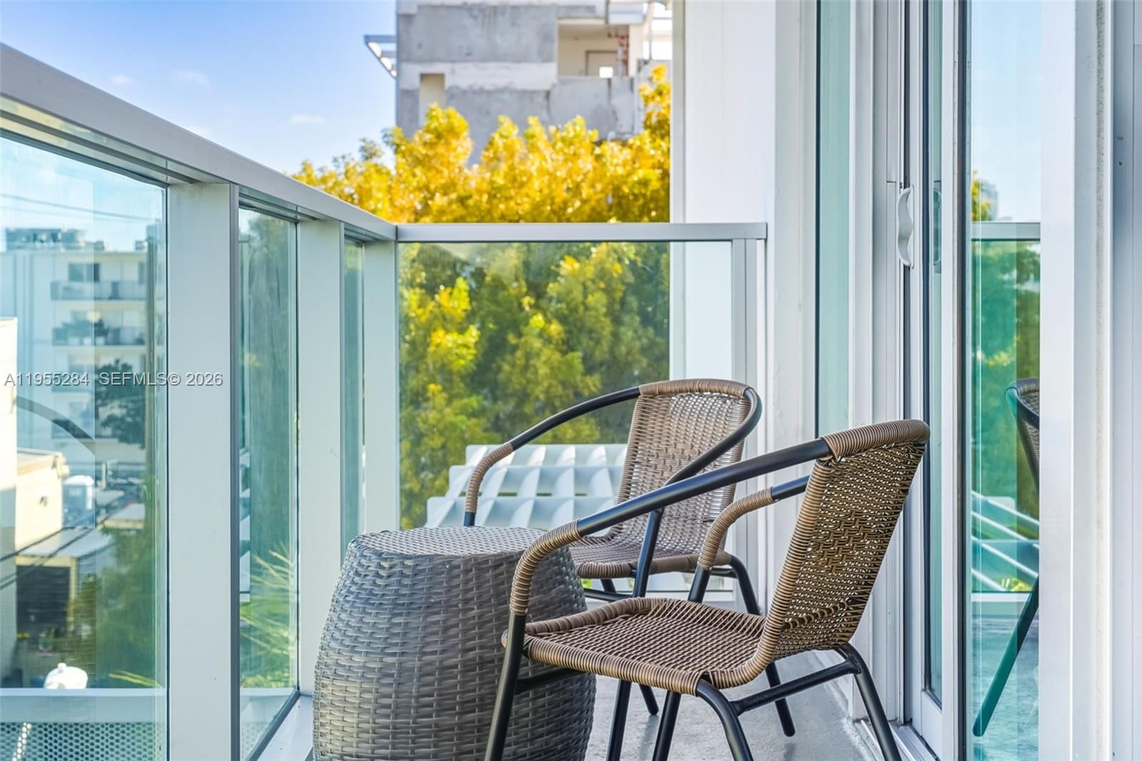 Real estate property located at 1215 West Ave #408, Miami-dade, Bay View Sub, Miami Beach, FL