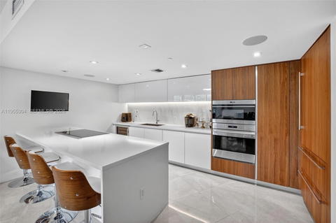 Real estate property located at 701 Fort Lauderdale Beach Blvd #114, Broward, Paramount Ft Lauderdale C, Fort Lauderdale, FL