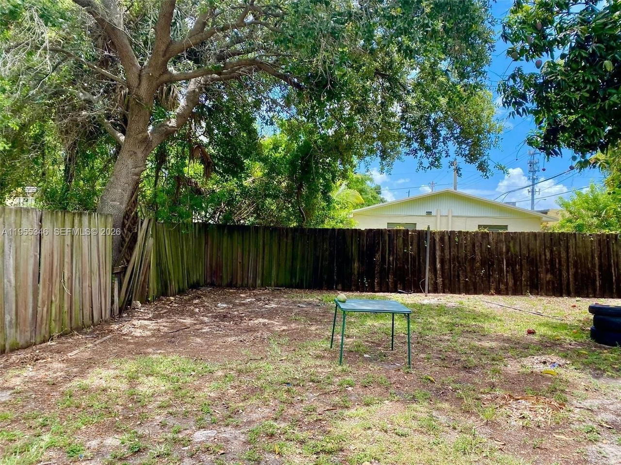 Real estate property located at 5411 6th Ave, Miami-dade, Buena Vista Gardens, Miami, FL